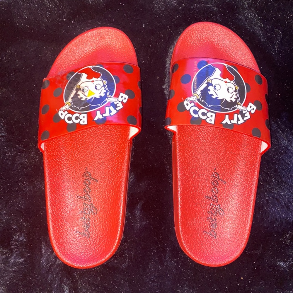 Women’s Betty Boop slides
